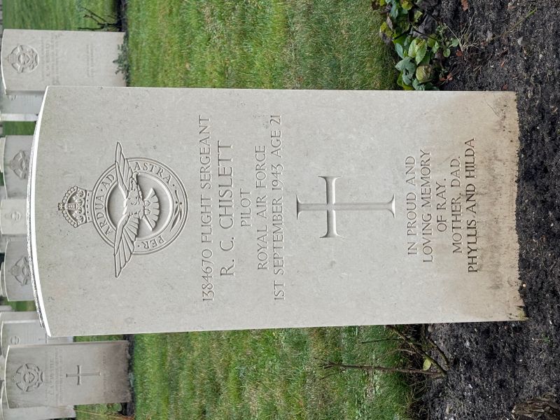 Chislett_Raymond_Colin_grave