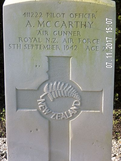 McCarthy_Arthur_grave